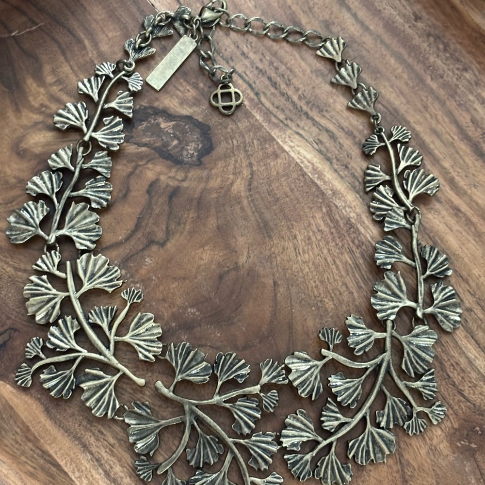 Oscar de la Renta Antique Gold Botanical Necklace Ginko bib